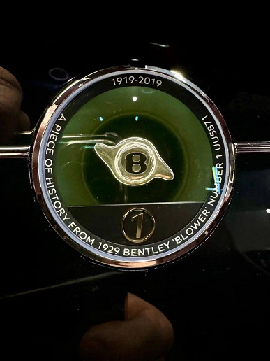 В продаже в России появился очень редкий Bentley Continental GTC со спиннером в салоне и мотором W12, в мире таких всего 100